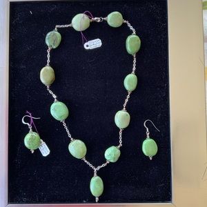 Beautiful new set of turquoise, sterling silver and Swarovski necklace/earrings